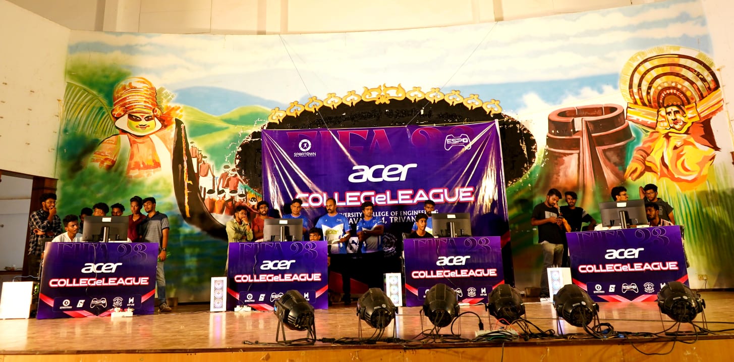 COLLEGeLEAGUE